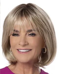 Elegant Light Blonde Bob Wigs